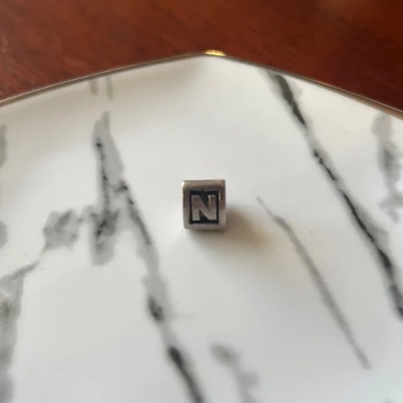 Pandora N Charm - Picture 4 of 5